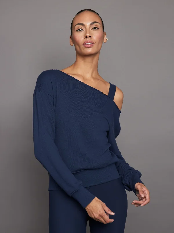 Off Shoulder Sweatshirt in French Terry - Navy Blazer